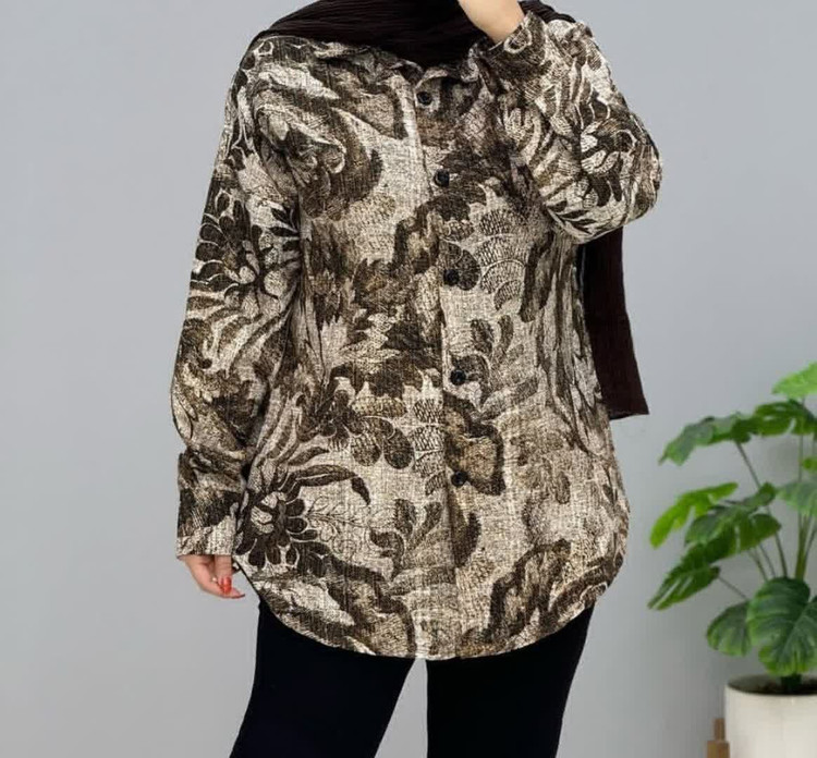 یه مانتو شیک و با جنس عالی براتون شارژ کردیم 😍😍 در رنگ بندی های جذاب🔥 نوع محصول:مانتو اسپرت🥰 جنس پارچه: ژاکارد وارداتی💯 مناسب سایز۳۸الی۴۸ دور سینه : 126cm🪡🧵 دور باسن : 120cm🪡🧵 قد : 83cm🪡🧵